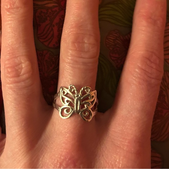 •SOLID 925 STERLING SILVER ~FILIGREE 🦋BUTTERFLY RING 🦋 ~ SIZE : 7 - Picture 3 of 11
